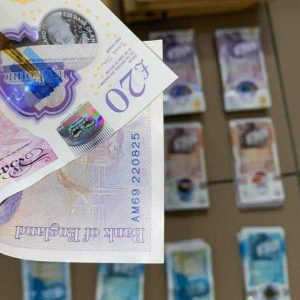 buy counterfeit pound banknotes